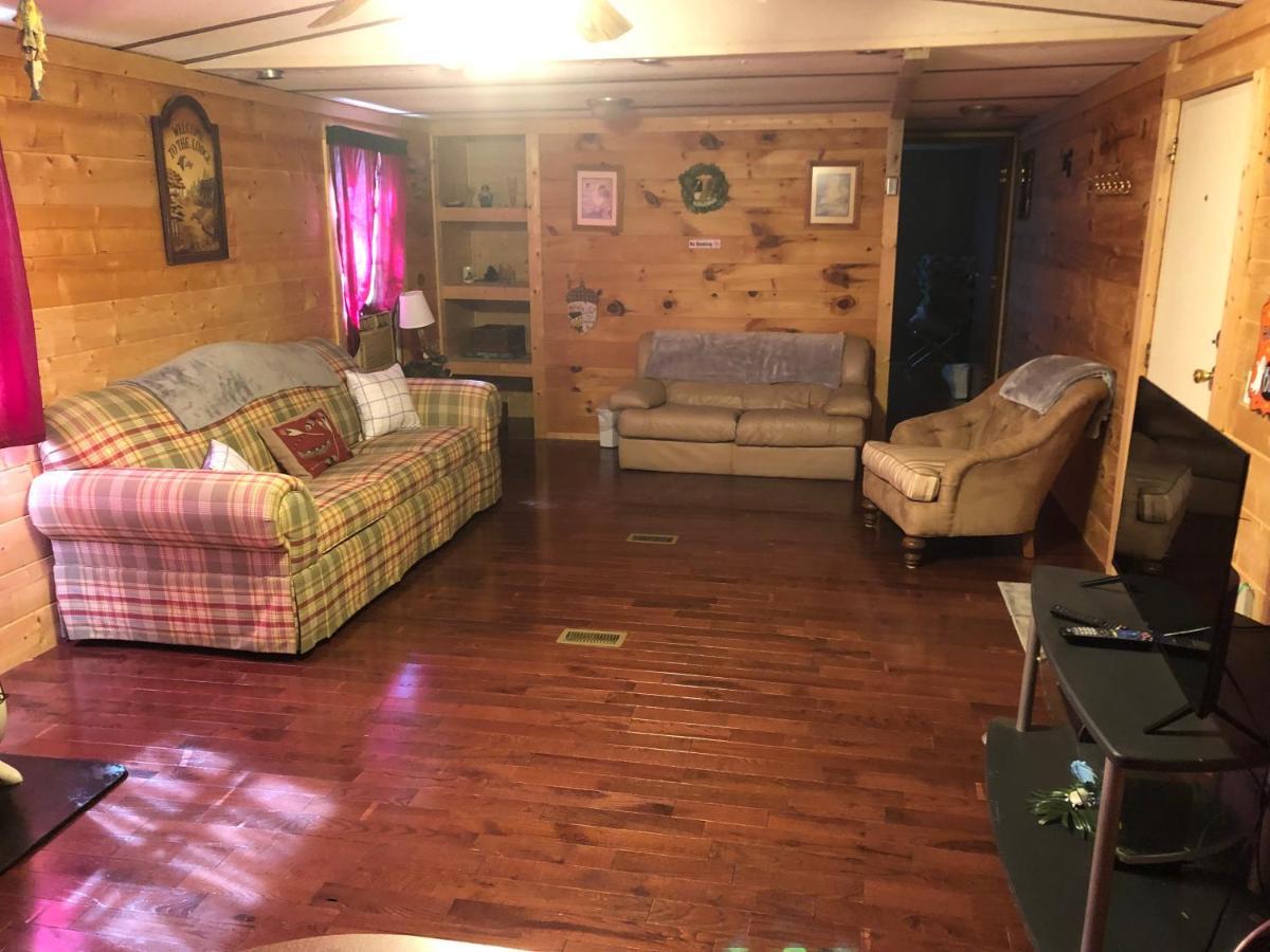 Twin Oaks Villa